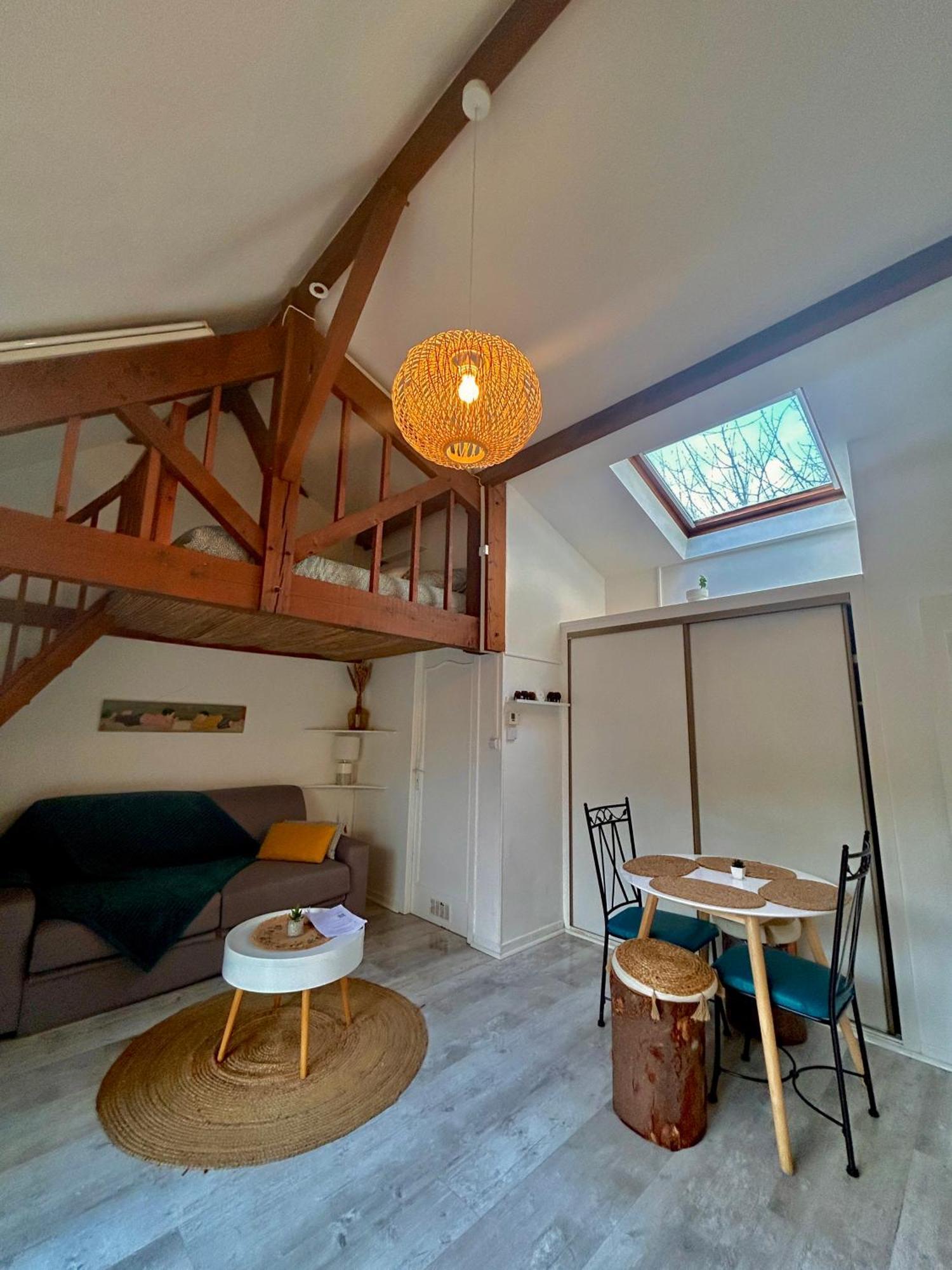 Maisonnette 2 A 4 Pers- Jardin Privatif Cloture- Calme- Stationnement Gratuit- Pau Ouest Billere Exteriör bild